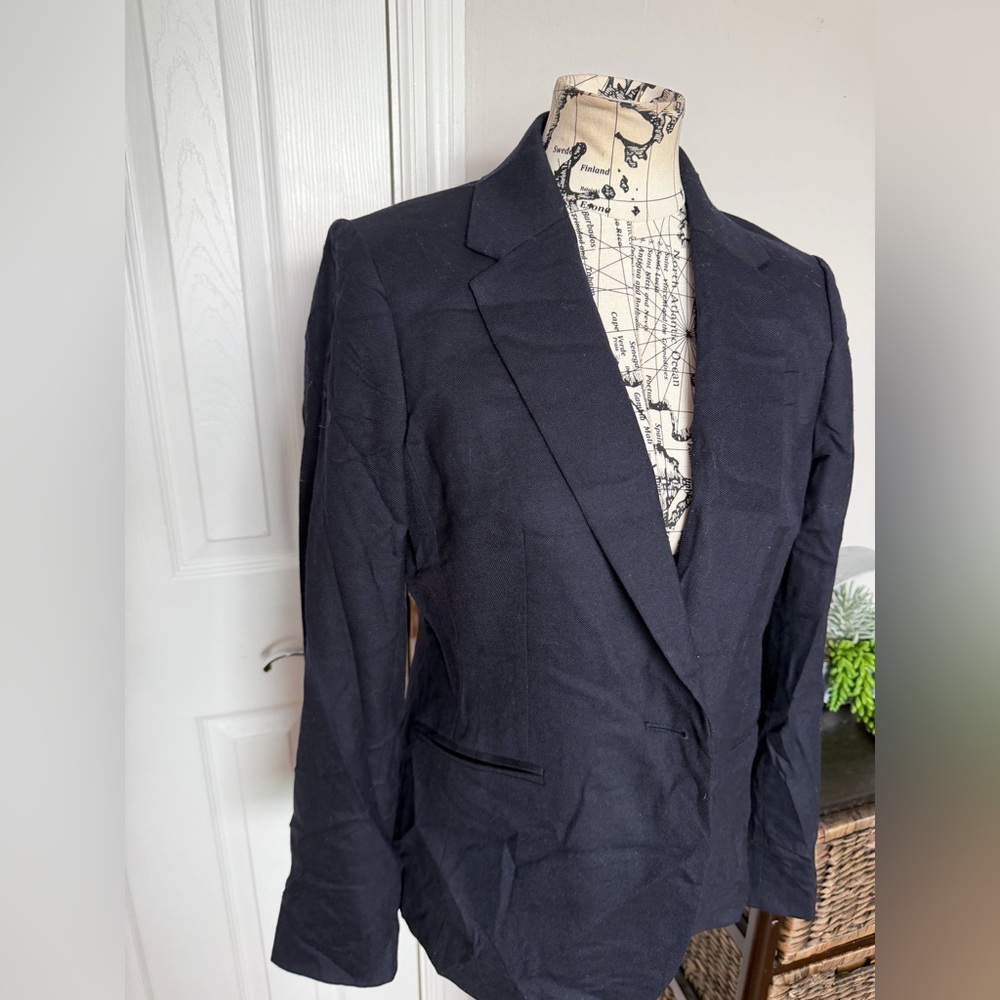 J. Crew Wool Vintage Single Gold Buttons Classic Navy Blazer Preppy minimalist